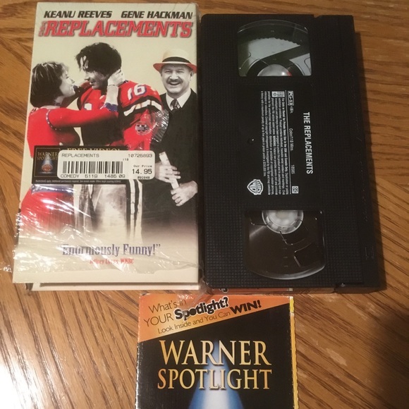 Disney’s The Santa Claus , Home Alone + 8 more movies on  VHS - Picture 4 of 5